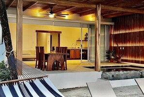 Outdoor dining - Beachfront villa Juana right on the water! (santa teresa)