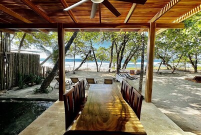 Beachfront villa Juana right on the water!