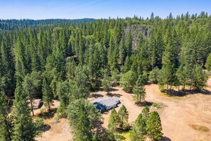 Aerial view - Room to Roam at this Cabin (Mokelumne Hill)