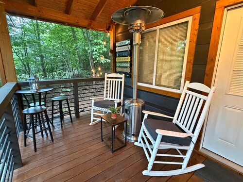 Hot Tub-Barrel Sauna-Game Room-Outdoor Clawfoot Tub-Firepit-Generator