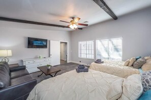 7 bedrooms, iron/ironing board, free WiFi, bed sheets