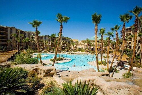 777RENTALS - Tahiti Village 1BR - Full Kitchen - Sleeps 4