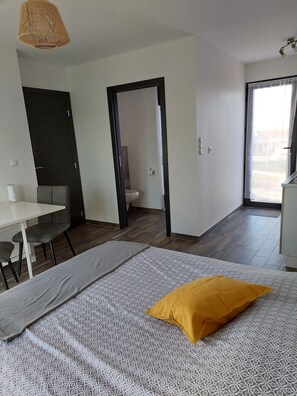 1 Schlafzimmer, schallisolierte Zimmer, WLAN, Bettwäsche