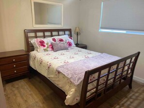 2 bedrooms, WiFi, bed sheets