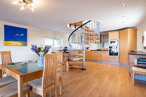 Dining - Blue Ridge (Wadebridge)