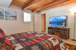 2 quartos, ferros/tábuas de passar roupa, Wi-Fi, roupa de cama