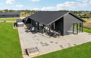 Outdoor dining - 4 bedroom stunning home in Haderslev (Haderslev)