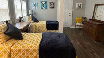 2 Schlafzimmer, Schreibtisch, kostenloses WLAN, Bettwäsche