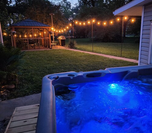 Relaxing Riverfront, Private Dock, & Hot Tub