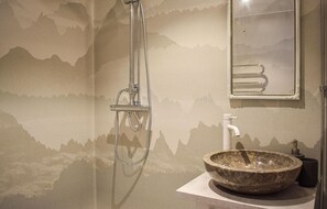 Shower - Gorgeous home in Borgholm with WiFi (Borgholm)