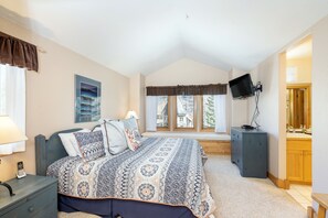 3 bedrooms, free WiFi, bed sheets