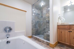 Condo, 2 Bedrooms | Bathroom - Bear Creek Lodge 309ab 2 Bedroom Condo by Alpine Lodging Telluride (Telluride)