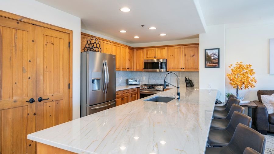 Bear Creek Lodge 309ab 2 Bedroom Condo by Alpine Lodging Telluride