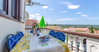 Superbe appartement Ă Karin Gornji