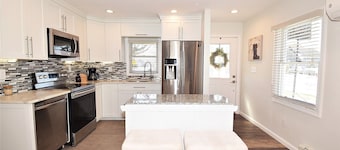 Romance Vacation Sweet Home