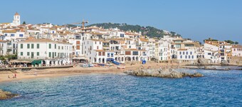 1AUR 01 - Two-bedroom apartment with terrace near the beach of Calella de Palafrugell