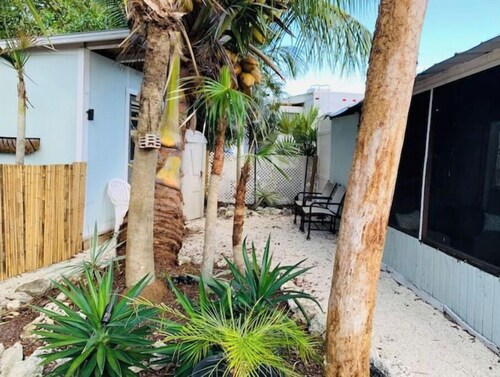 LARGE LOT & RV Fisherman Camp