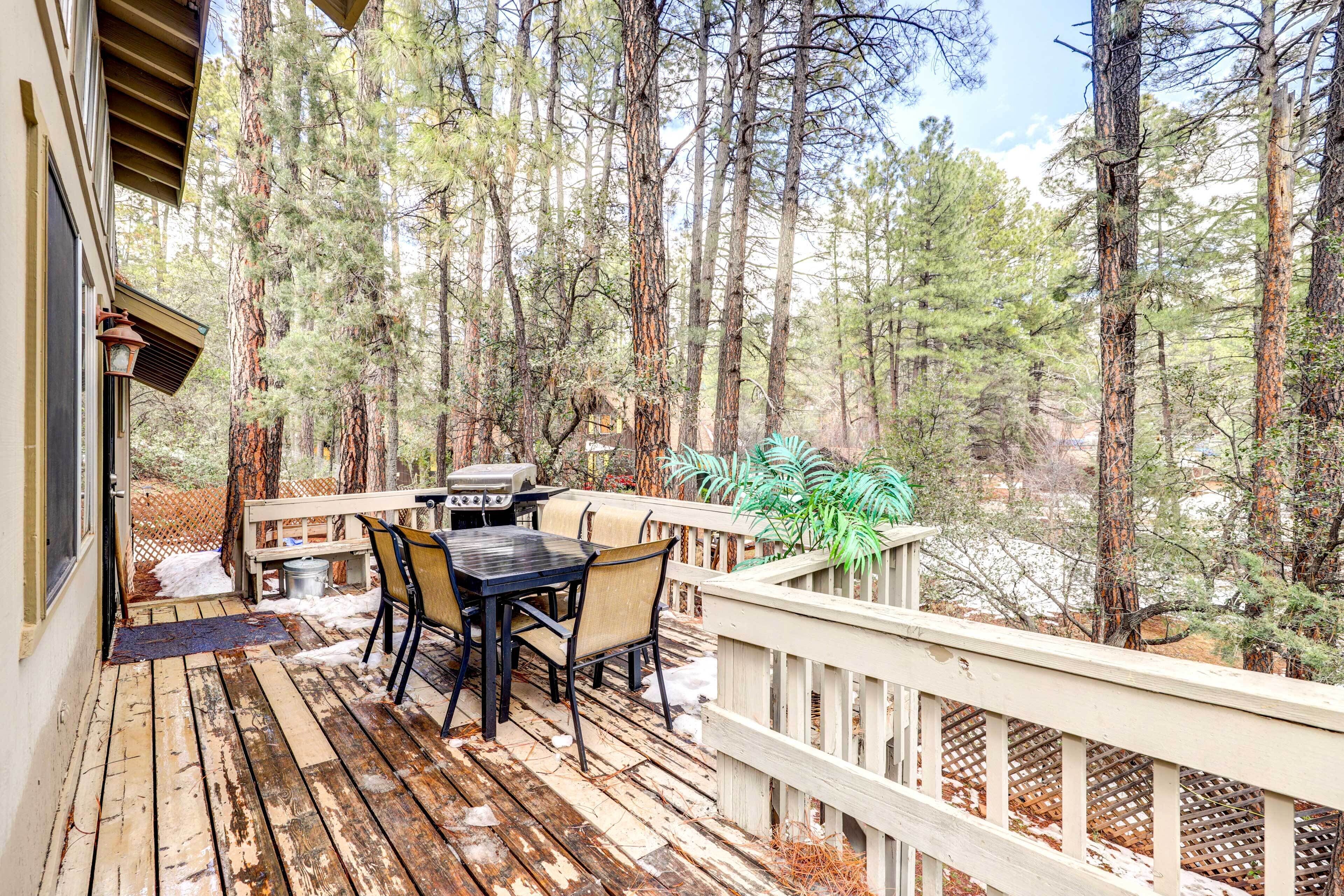 Pet-Friendly Pine Cabin w/ Fire Pit: 2 Mi to Trail