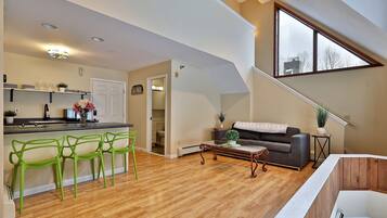 Cottage, 1 Bedroom | Private kitchen