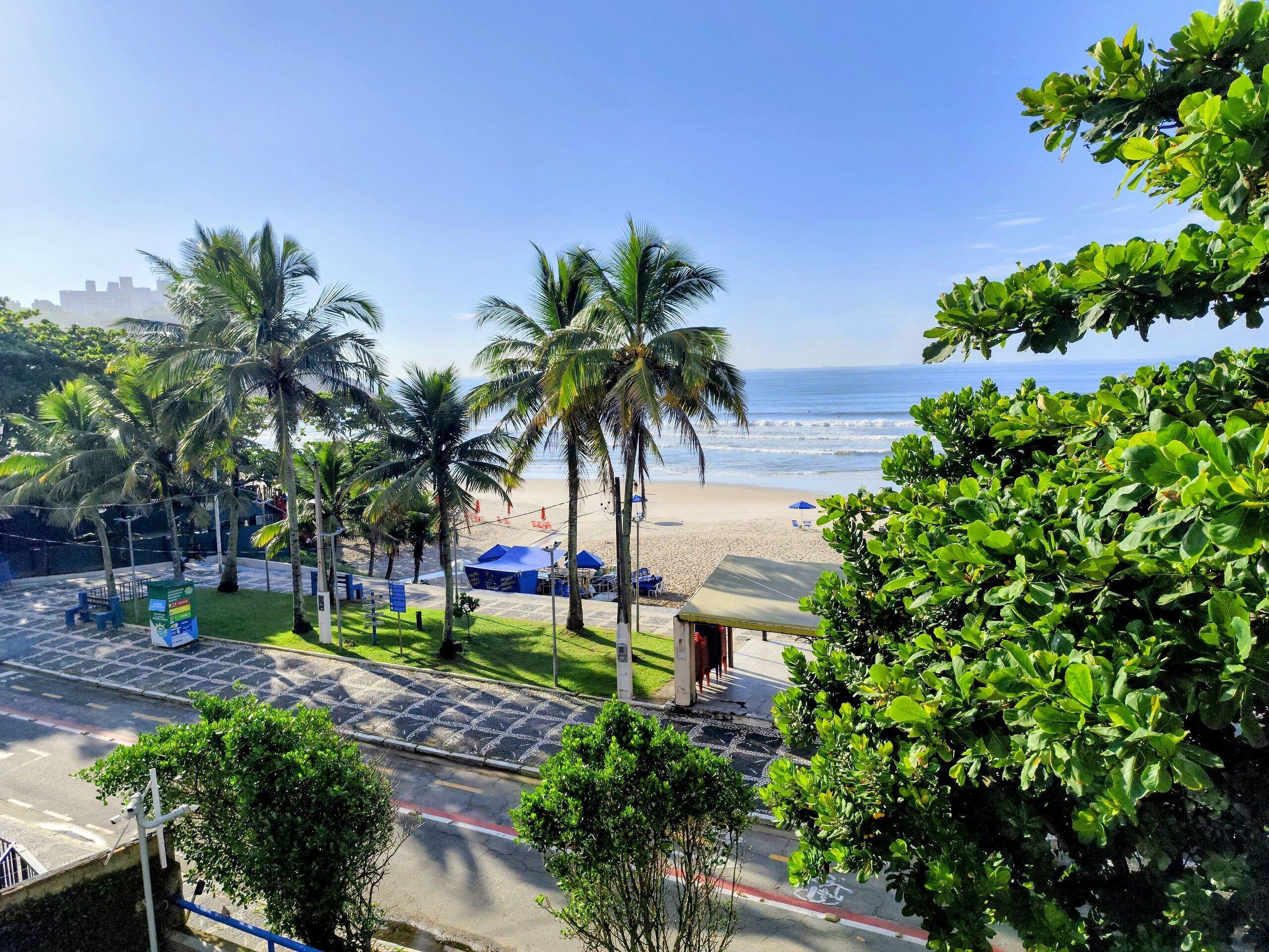 Apartment | Pantai | Di pantai, pasir putih, payung, bola tampar pantai 