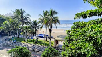 Apartment | Beach | On the beach, white sand, beach umbrellas, beach volleyball