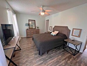 3 dormitorios, tabla de planchar con plancha, wifi gratis y ropa de cama