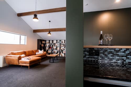 Loft Familial | Coin séjour | Télévision LED