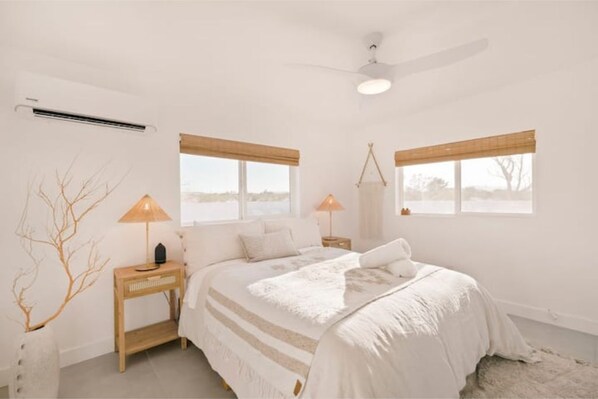2 bedrooms, WiFi, bed sheets
