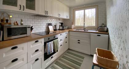 Tolles Haus in Torestorp mit Seeblick