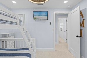 3 camere, ferro/asse da stiro, Wi-Fi gratuito, lenzuola