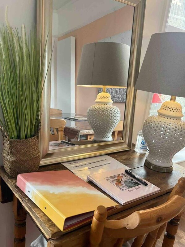 Apartment, Multiple Beds | Business center - Stunning 4-bed Apartment in Cambridge (Cambridge)