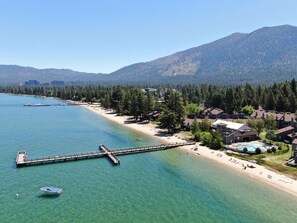 Beach - Lucky Lady 404 3 Bedroom Home by RedAwning (South Lake Tahoe)