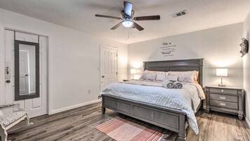 5 Schlafzimmer, Bügeleisen/Bügelbrett, WLAN, Bettwäsche