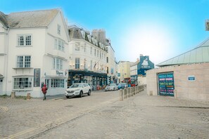 Miscellaneous - Beautiful House City Conversion, Free Parking. (Plymouth)