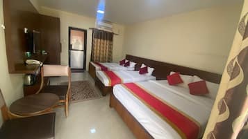 Comfort Suite, Garden View | 6 bedrooms, free WiFi