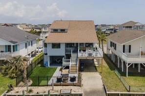Exterior - Wait & Sea - NEW Channel Home on the water, upscale renovation, boat ramp (North Myrtle Beach)