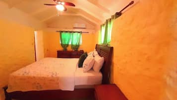 标准小屋, 1 间卧室, 花园景观, 山腰 | 特色装修、特色家居、免费 WiFi、床单
