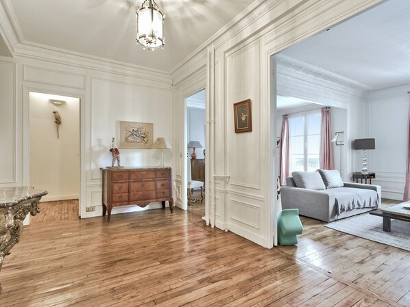 Interior - Appartement Caulain - Welkeys (Paris)