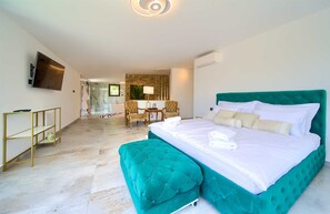 4 bedrooms, iron/ironing board, free WiFi, bed sheets - Villa Modruna with Pool and Wellness (Grižane)