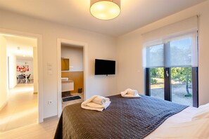 2 quartos, Wi-Fi de cortesia, roupa de cama