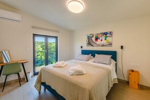 2 habitaciones, tabla de planchar con plancha y wifi gratis 