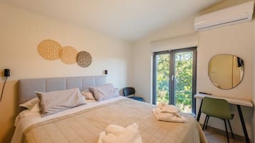 2 bedrooms, iron/ironing board, WiFi (free), bed sheets
