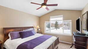 3 Schlafzimmer, Bügeleisen/Bügelbrett, Reisekinderbett, WLAN