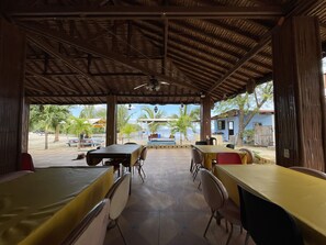 Restaurant - Binubusan Beach Hotel & Resort (Lian)