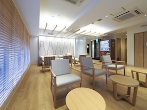 Bar lounge