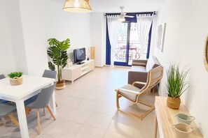 TV - Appartment Sueños del Mar II by DENIA COSTA (Denia)