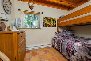 2 bedrooms