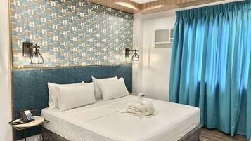 Cabaña Deluxe | Caja de seguridad en la habitación, escritorio y wifi gratis