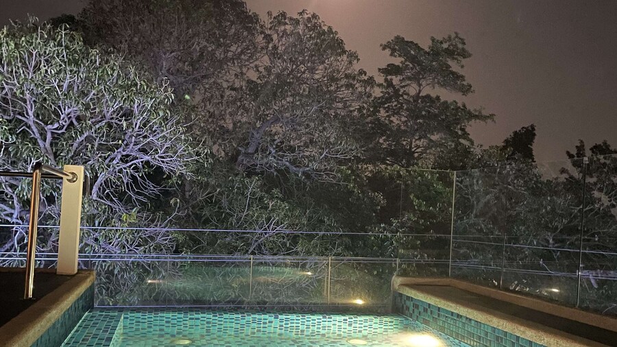 Lighthouse Point Hotel