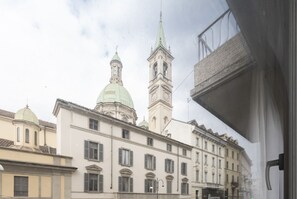 Interni